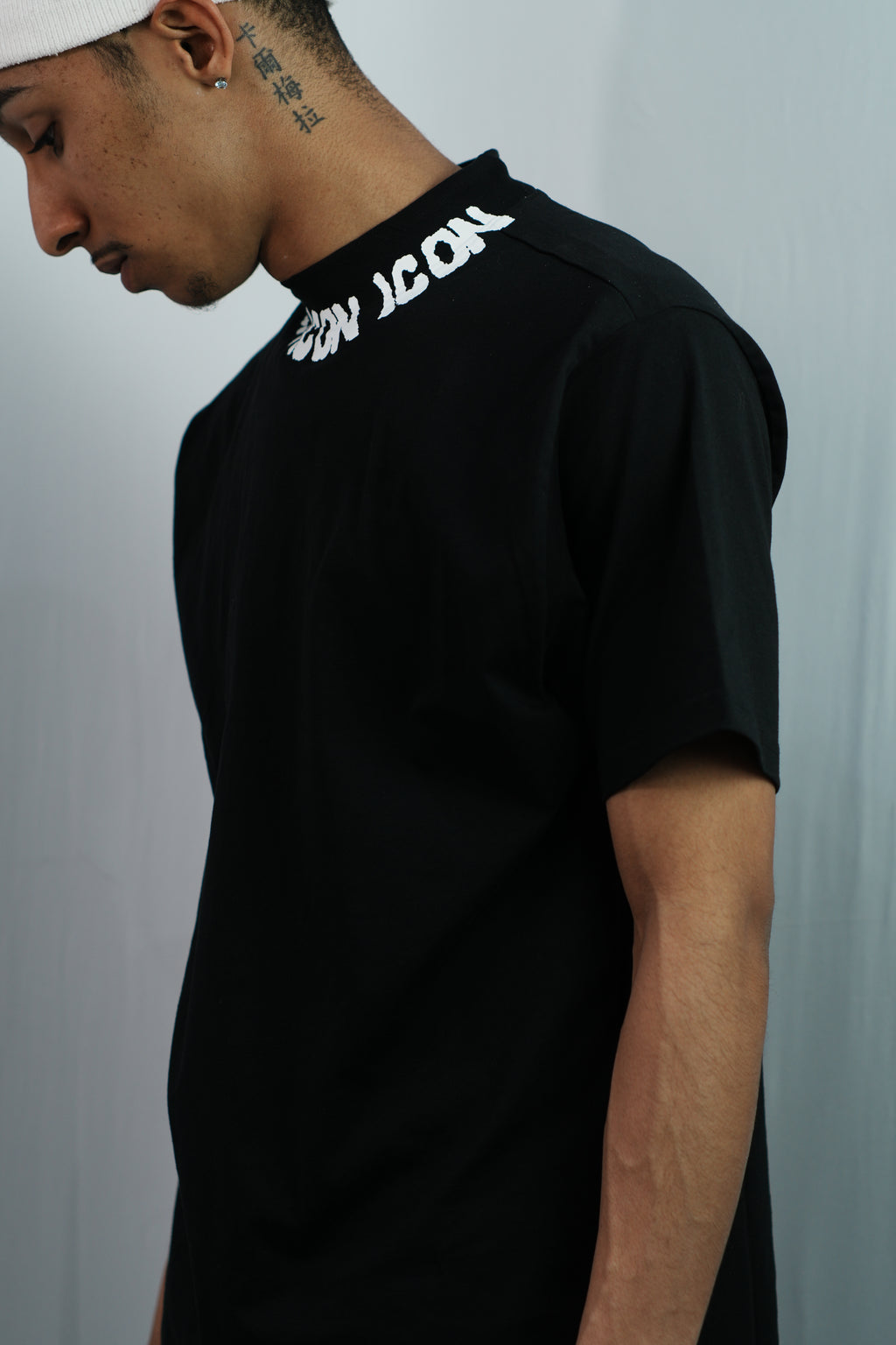 T-shirt ICON Scritta Collo